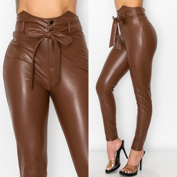 🆕High waisted skinny vegan leather pants - Picture 4 of 4